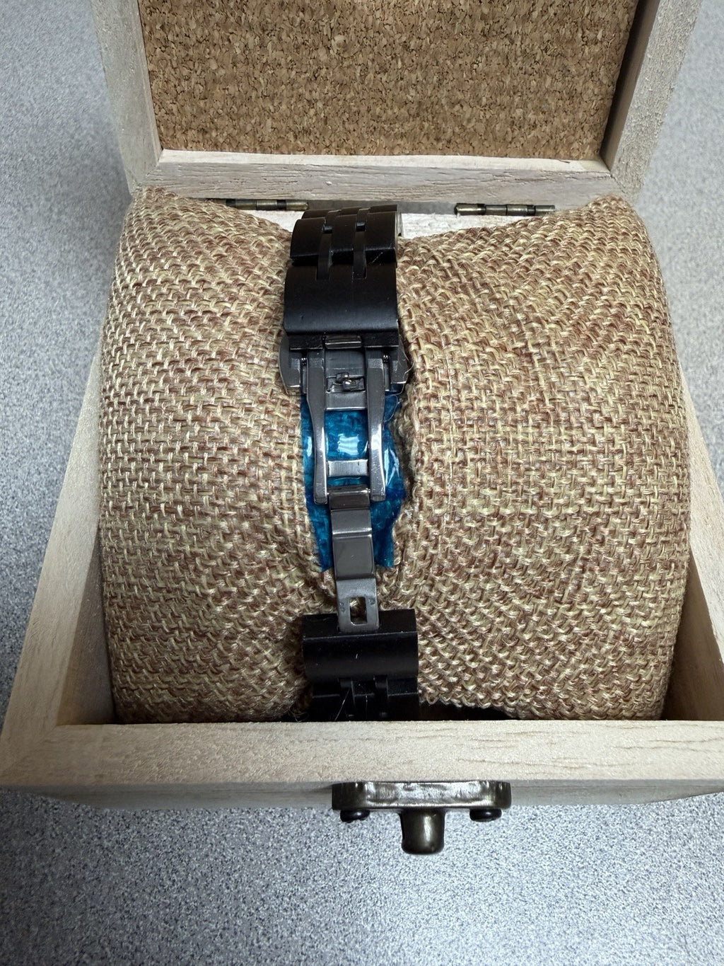 Avantwood Dark Ebony Gold Watch photo 2